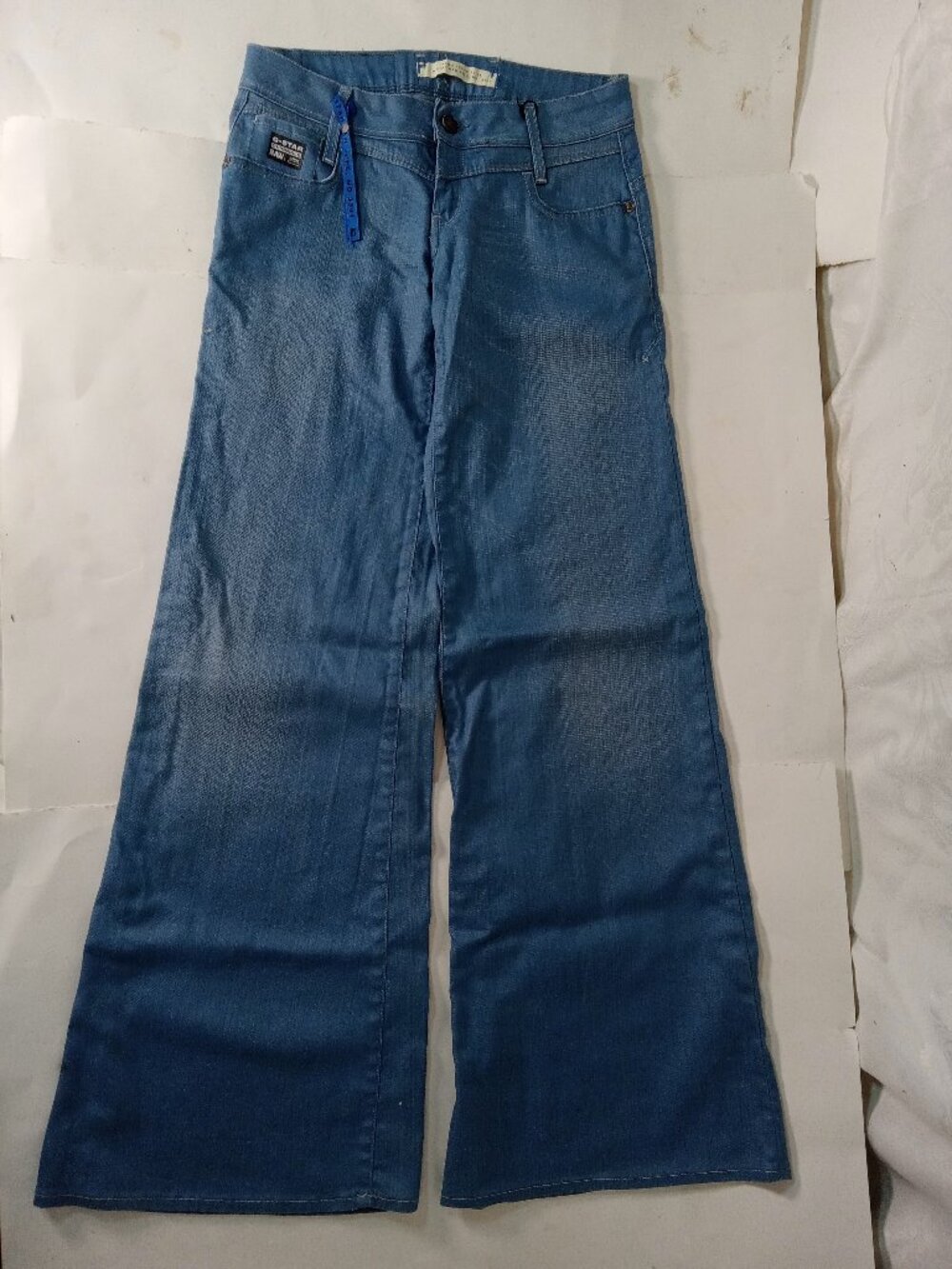 G-Star Raw 3301 Boot Jeans Mens 26 x 32 Blue Denim Bell Bottom K8WG 100 NE 52 04
